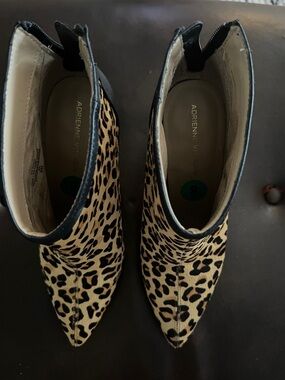 Adrienne Vittadini Leopard Print Pointed Ankle Booties - Tan & Black